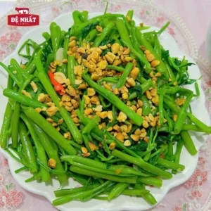 Cách làm thịt bò xào rau muống ngon giòn, không bị dai đơn giản tại nhà