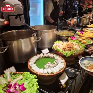 Review Buffet Cửu Vân Long có ngon không? Menu, không gian và giá cả chi tiết