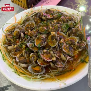 Review nhà hàng Ái Huê 2 và Ái Huê 1: Menu, giá, kinh nghiệm đặt tiệc cưới