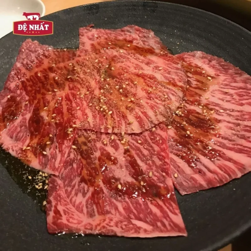 Bò Kobe là một trong những loại thịt bò cao cấp được nhiều thực khách yêu thích