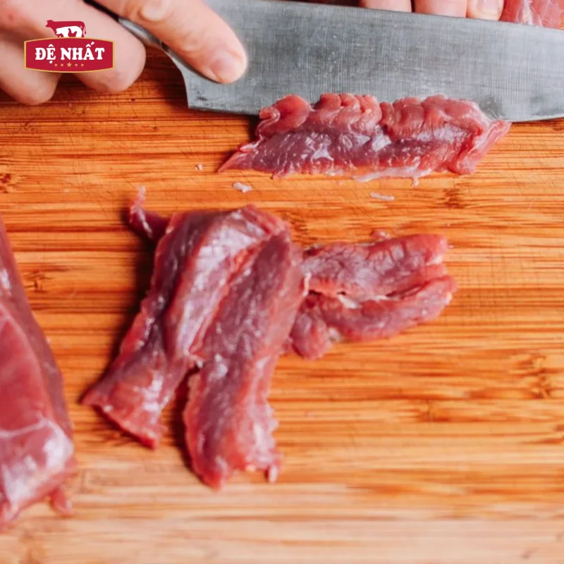 Top 5 Cách ướp thịt bò mềm ngon không bị khô, dễ làm tại nhà